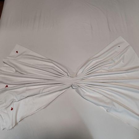 Guest Room Tirana Center Εξωτερικό φωτογραφία